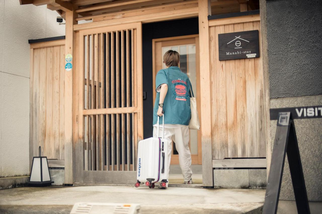 Manabi-Stay Takayama モダンな蔵ダイニングと半露天風呂付き古民家一棟貸切ホテル Екстериор снимка