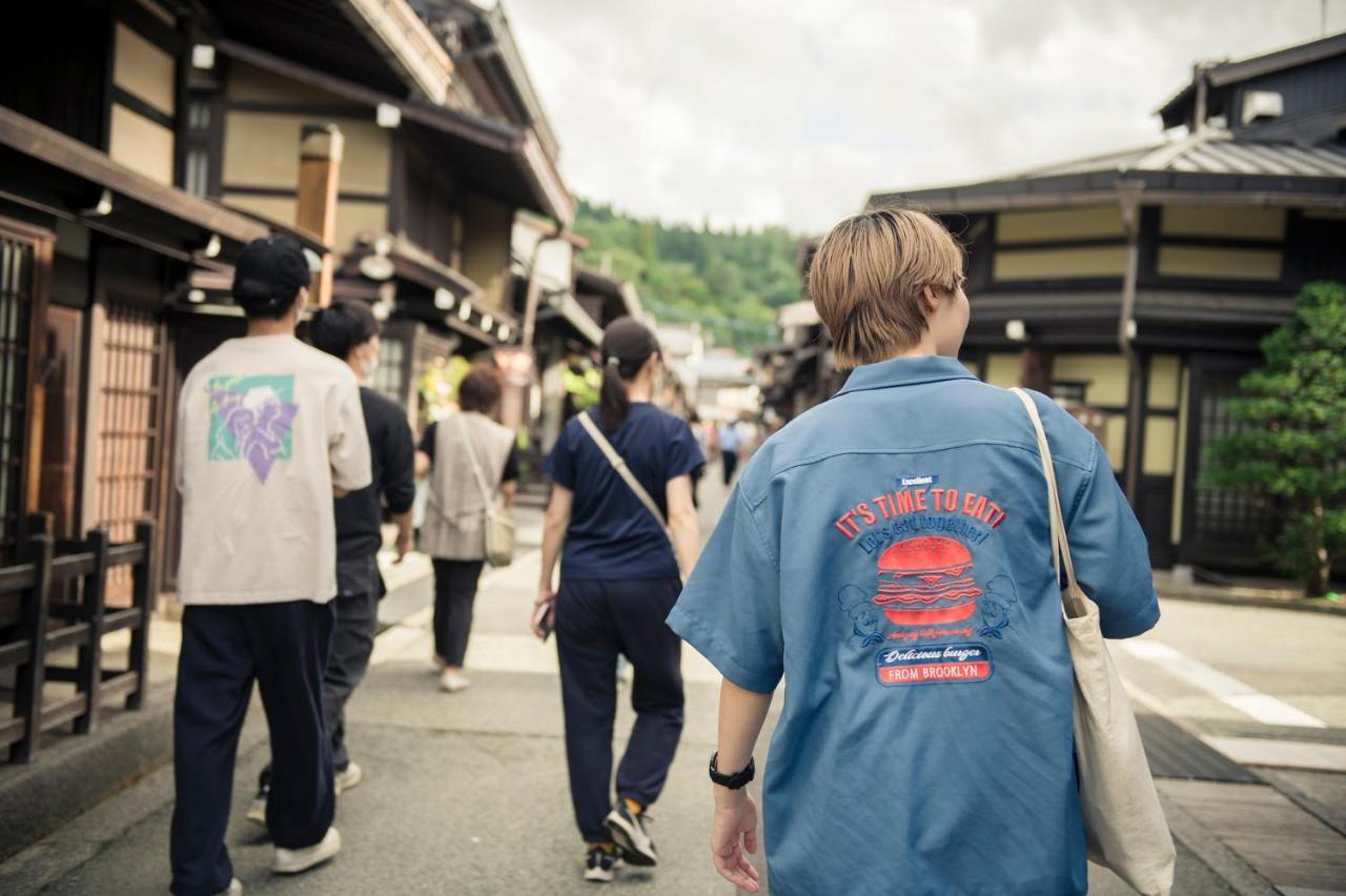 Manabi-Stay Takayama モダンな蔵ダイニングと半露天風呂付き古民家一棟貸切ホテル Екстериор снимка
